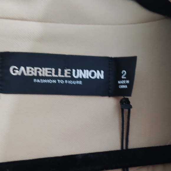 Plus Size Maddisyn Tie-Waist Cape Coat-Gabrielle Union x FTF in Iced Coffee Sz 2 - Picture 8 of 8